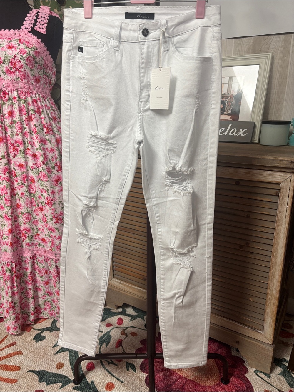 Women’s White Distressed Skinny Jeans — KanCan
